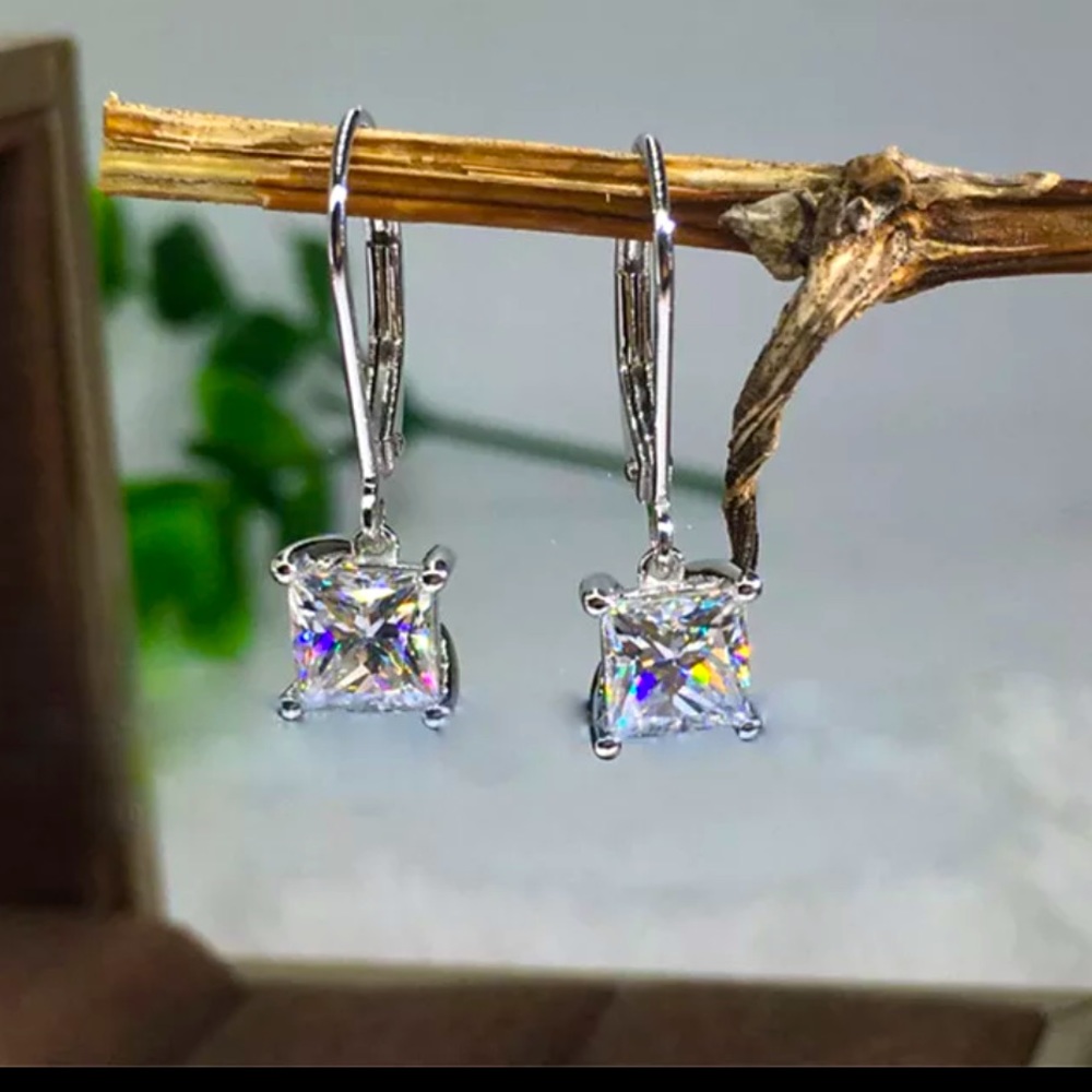 Square cut dangle earrings